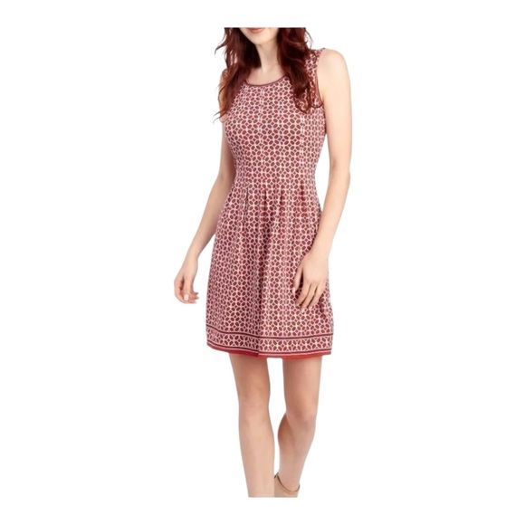 Max Studio Dresses & Skirts - Max Studio Rose-Red Sleeveless Fit-and-Flare Dress, Size XS